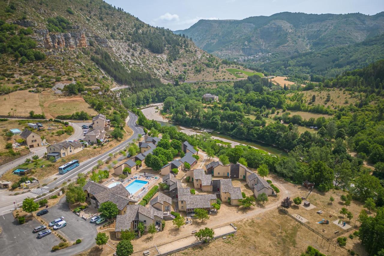 Village De De Blajoux
