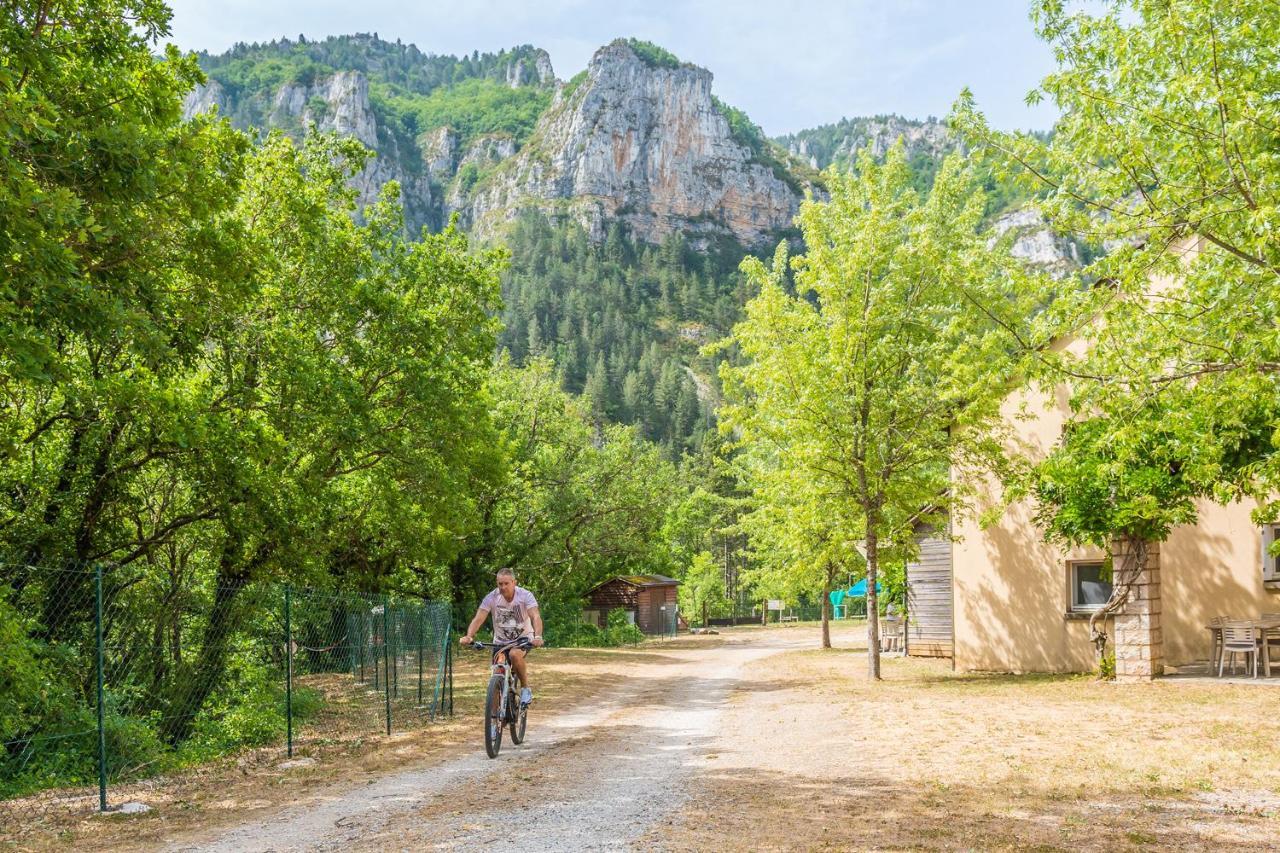 Village De De Blajoux Quezac (Lozere)